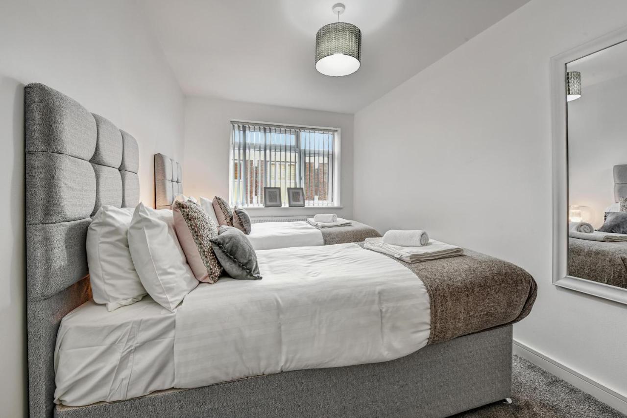 St Martins 2 Bedroom Apartments In Ruislip By 360 Stays Esterno foto