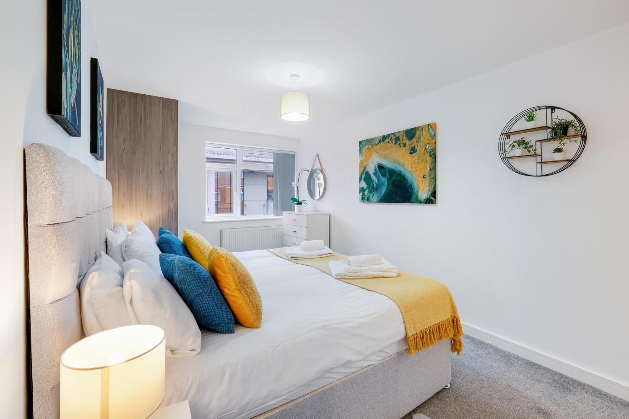 St Martins 2 Bedroom Apartments In Ruislip By 360 Stays Esterno foto
